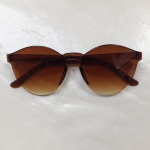NWT! Ombré Brown to Tan Trendy Fashion Sunglasses